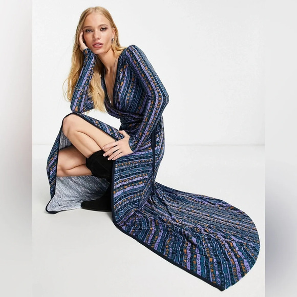 Free People Dresses & Skirts - NWT Free People phoebe printed jersey maxi wrap dress in multi Size XS